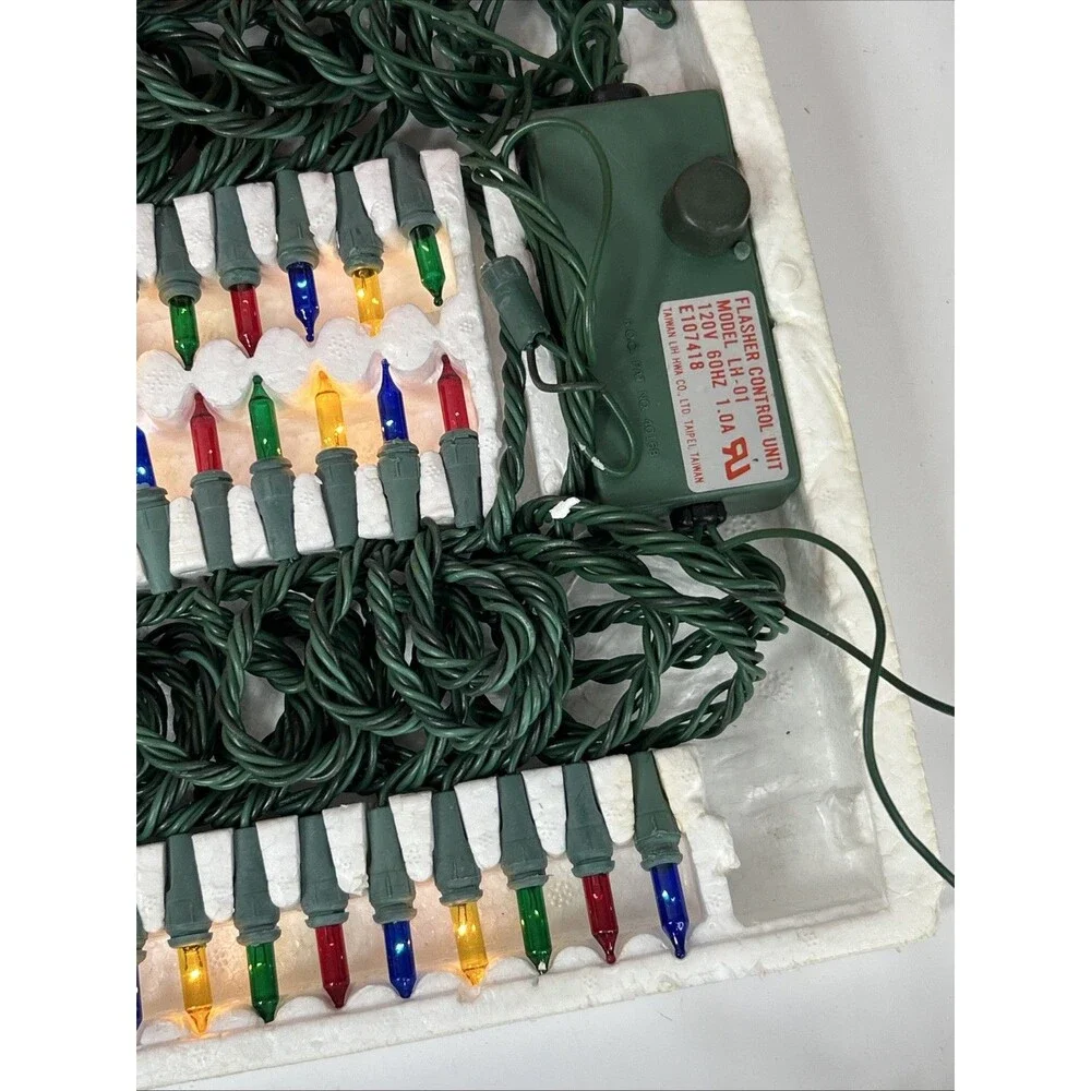 Holiday Traditions 140 Chaser Christmas Light Set Christmas Multicolor Flashing